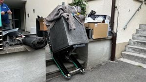 Transport sur les escaliers extérieurs